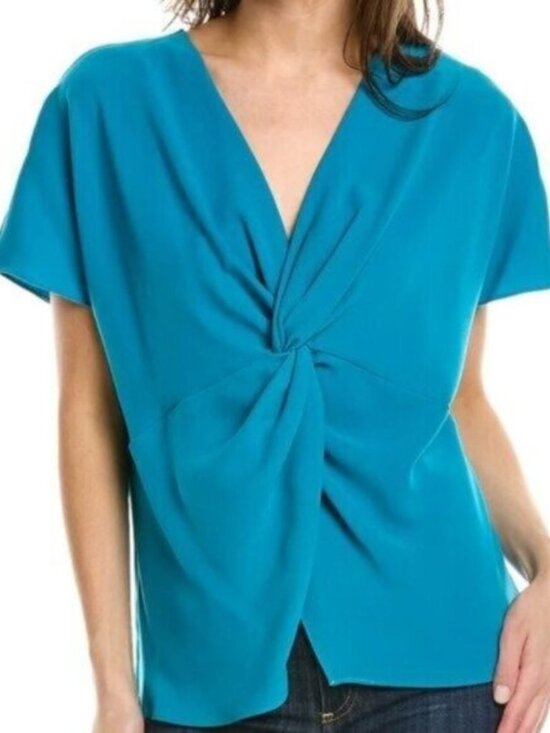 NWT Trina Turk Merriment Twist Top V-Neck Short Sleeve Top - Blue - Size M/L - Picture 1 of 2